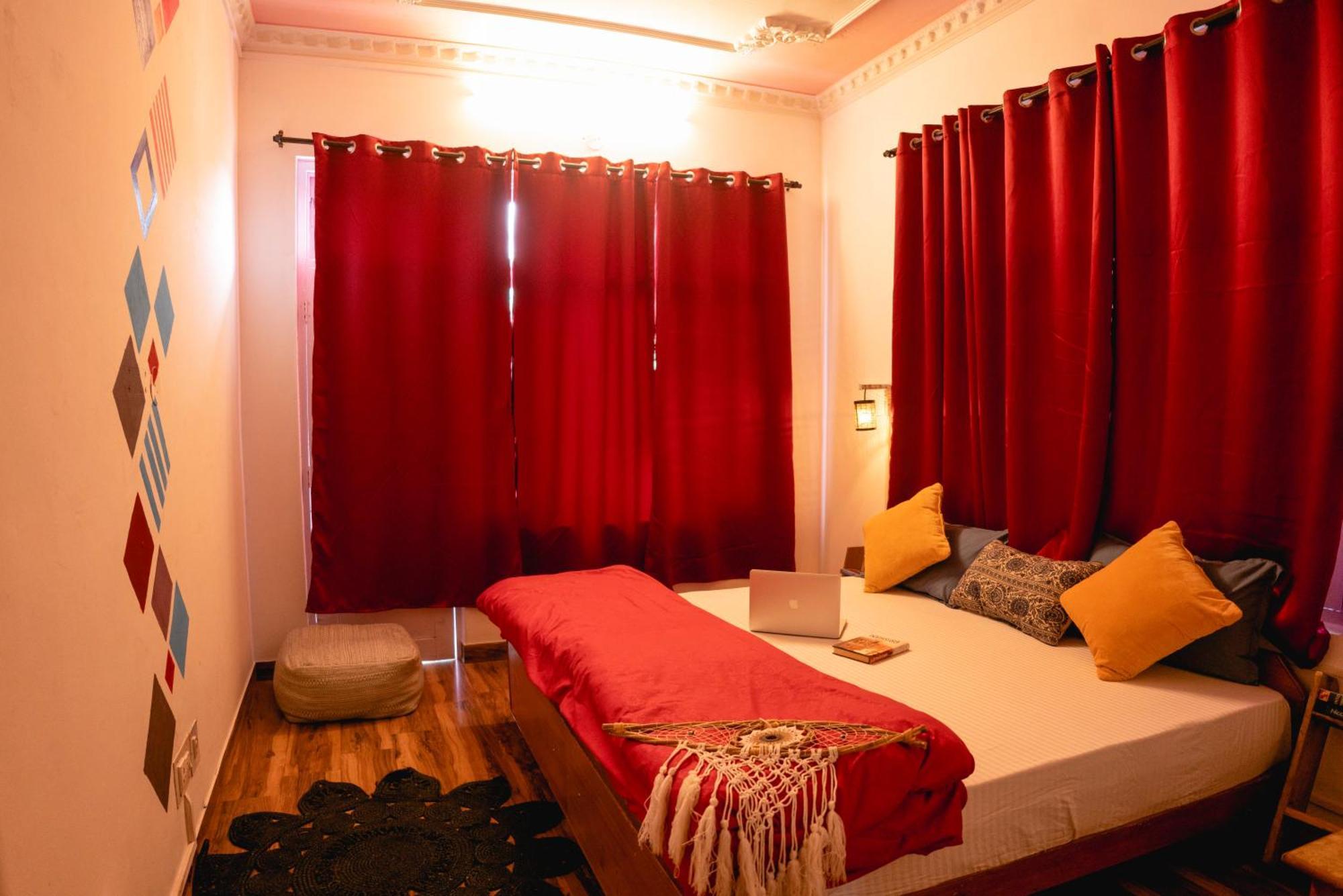 A Pousada Mitra Mcleodganj McLeod Ganj Exterior foto